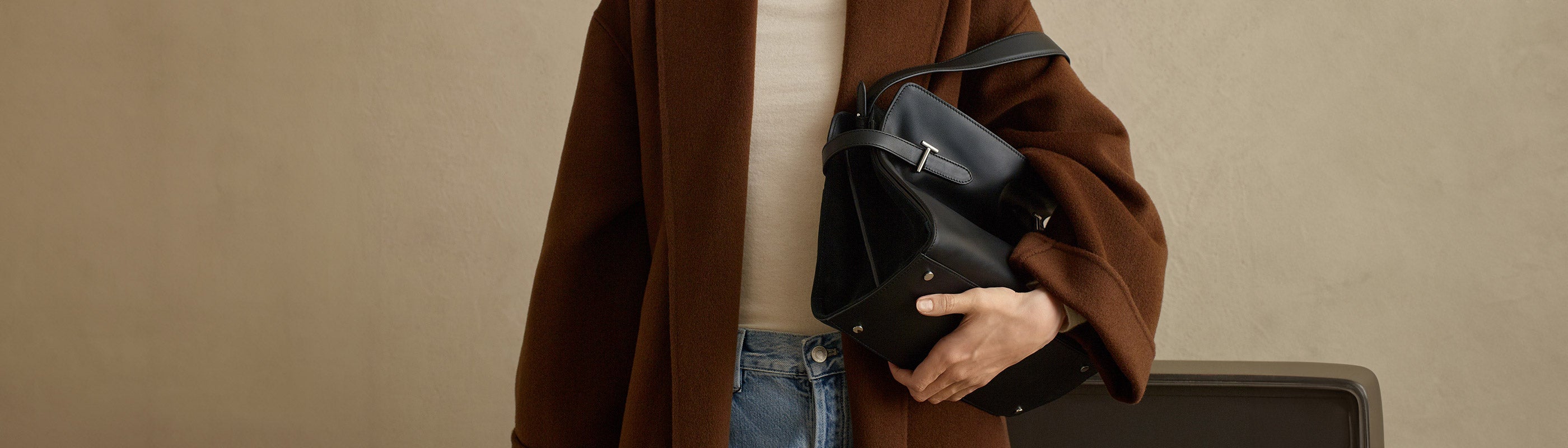 Totes & Shoulder Bags