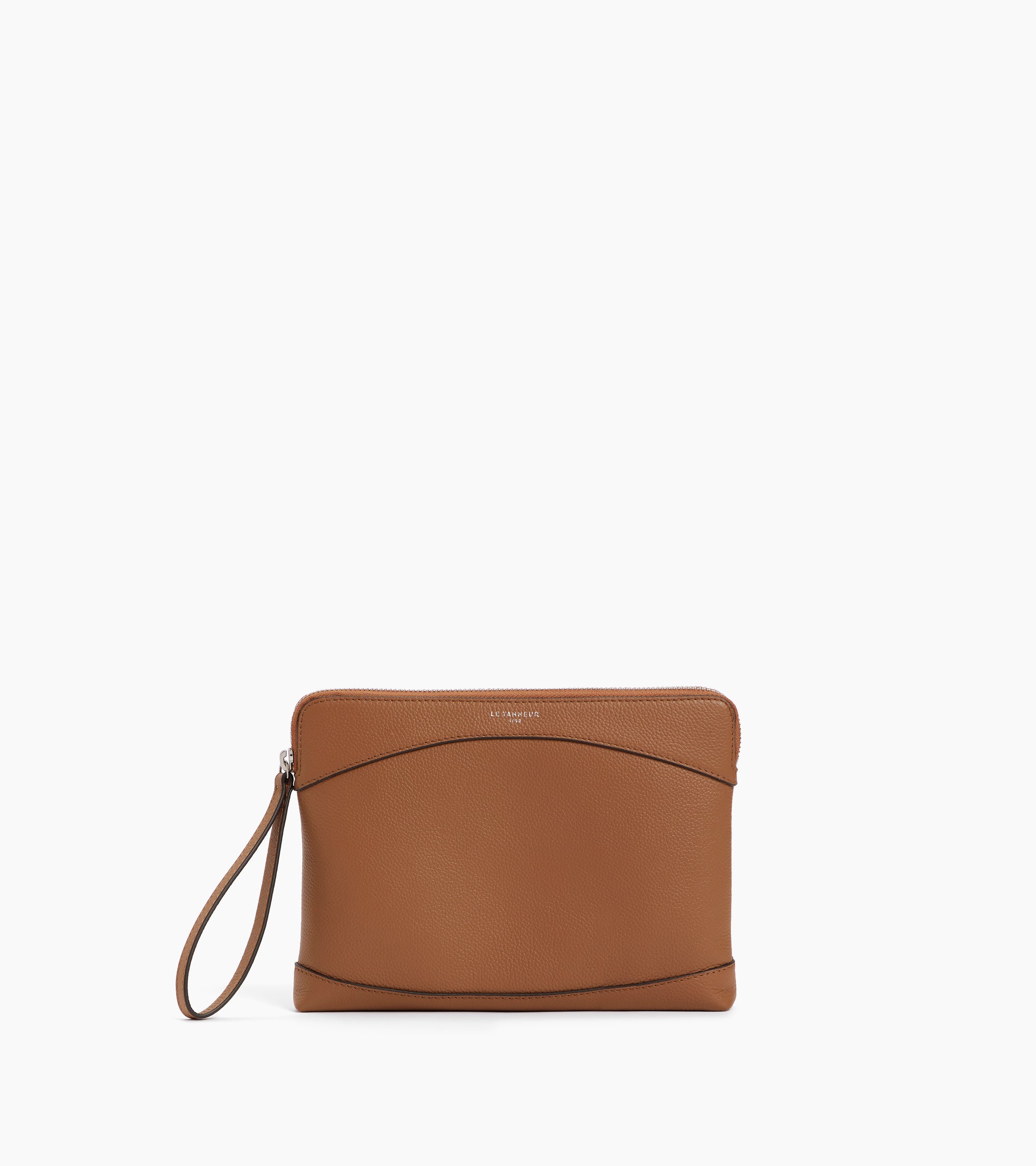 Zipped pouch in grained leather