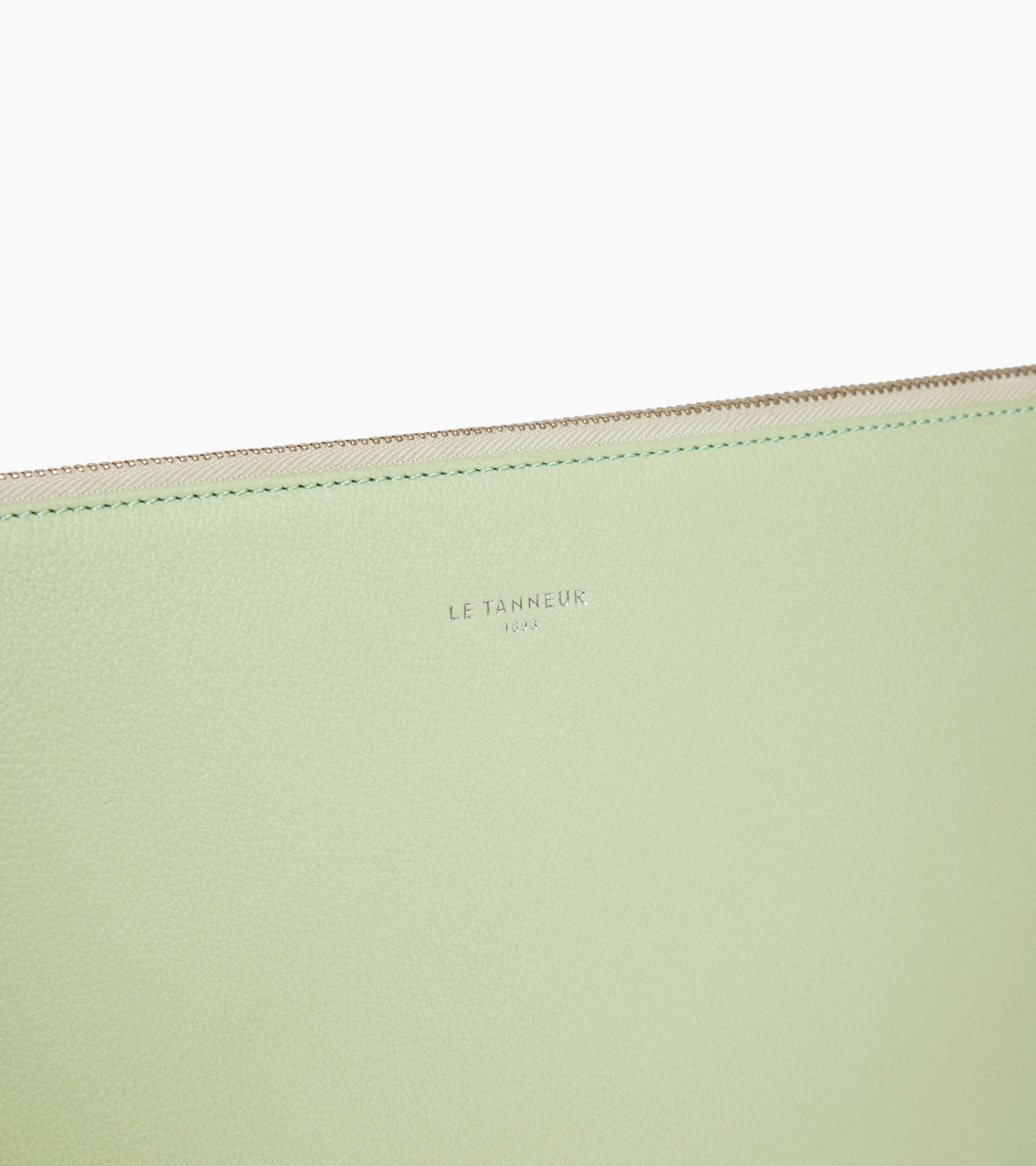 14" laptop sleeve in grained leather