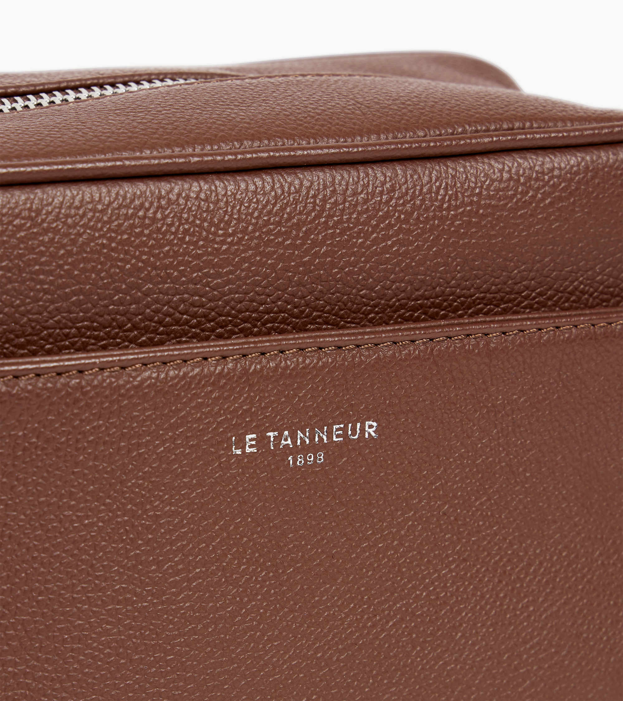 Grained leather toiletry bag