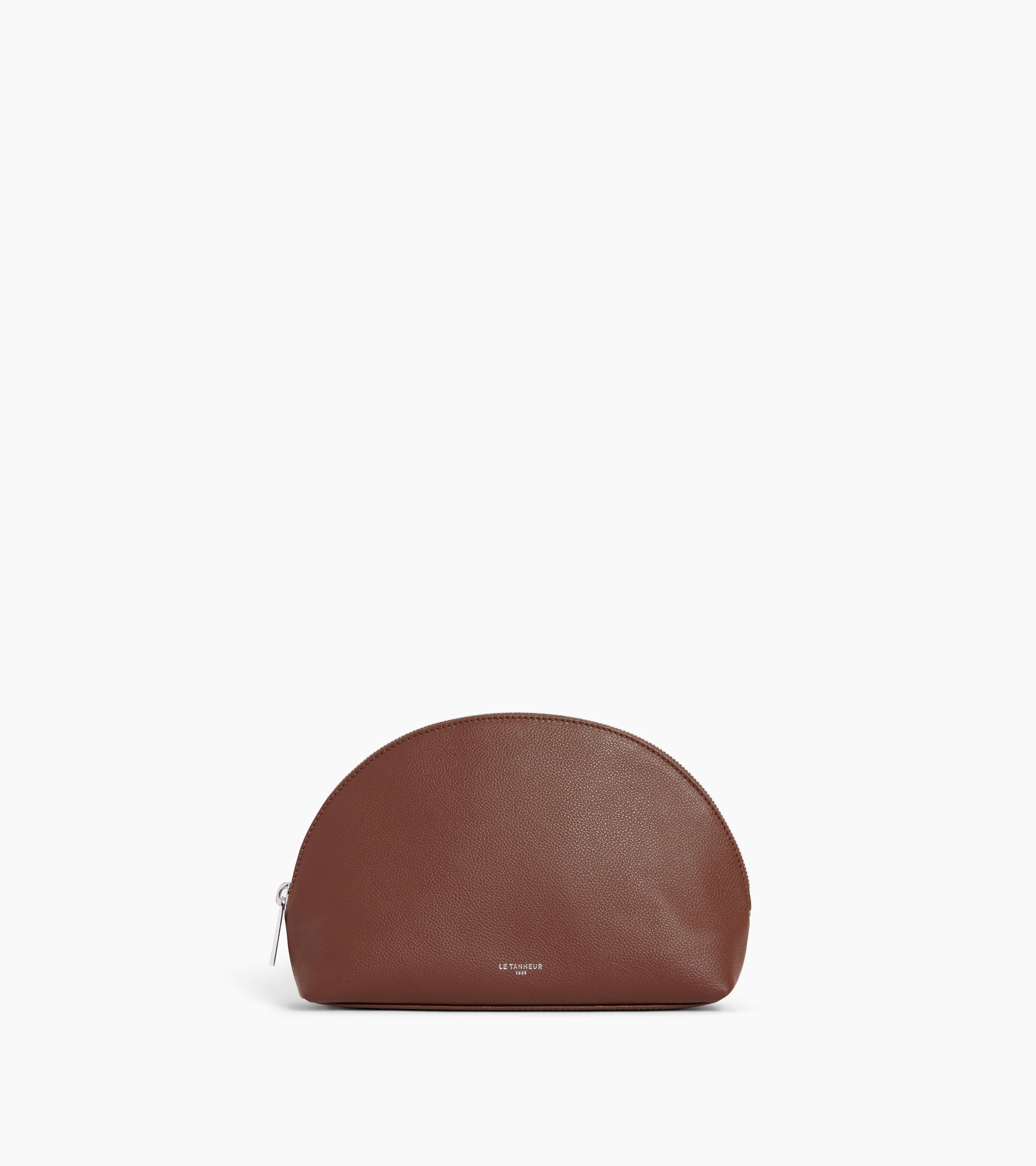 Half-moon toiletry bag in grained leather