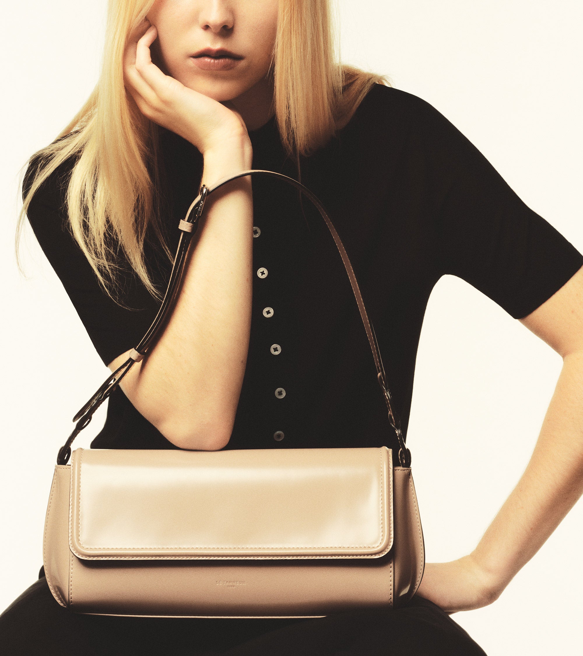 Solaise medium shoulder bag in smooth leather box-effect
