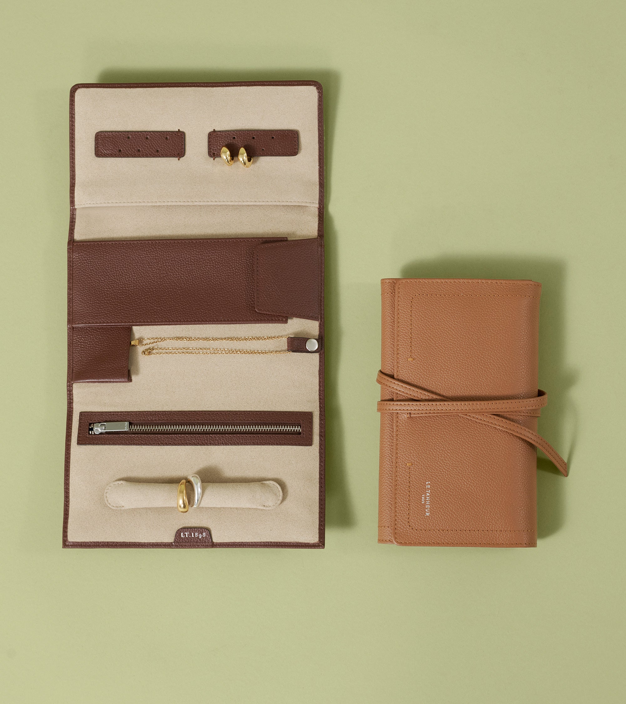 Leather travel jewellery box