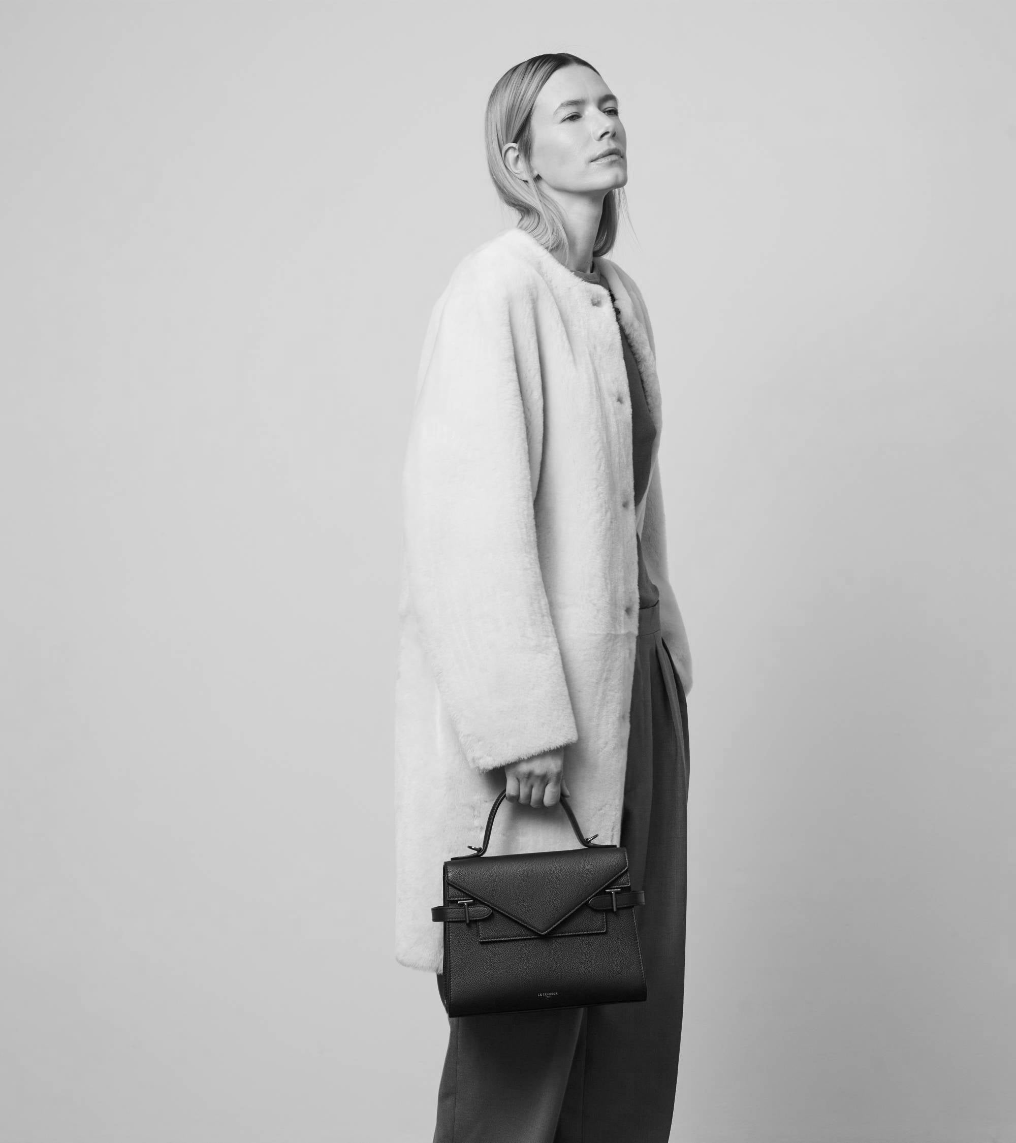 Emilie medium handbag with double flap in grained leather
