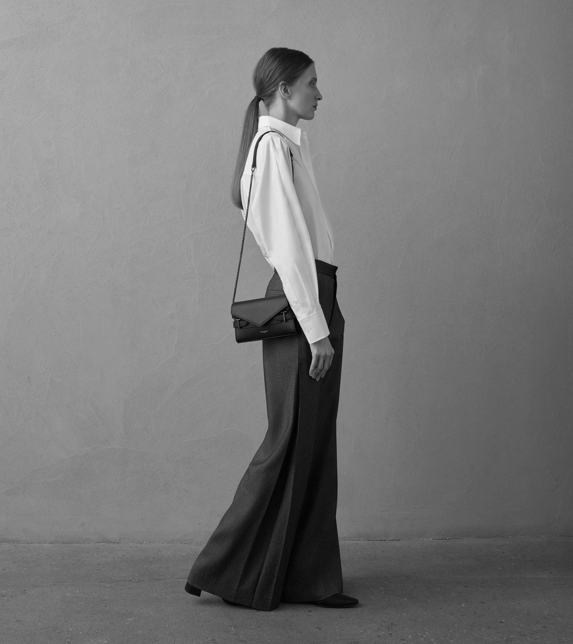 Emilie double flap grained leather small pouch