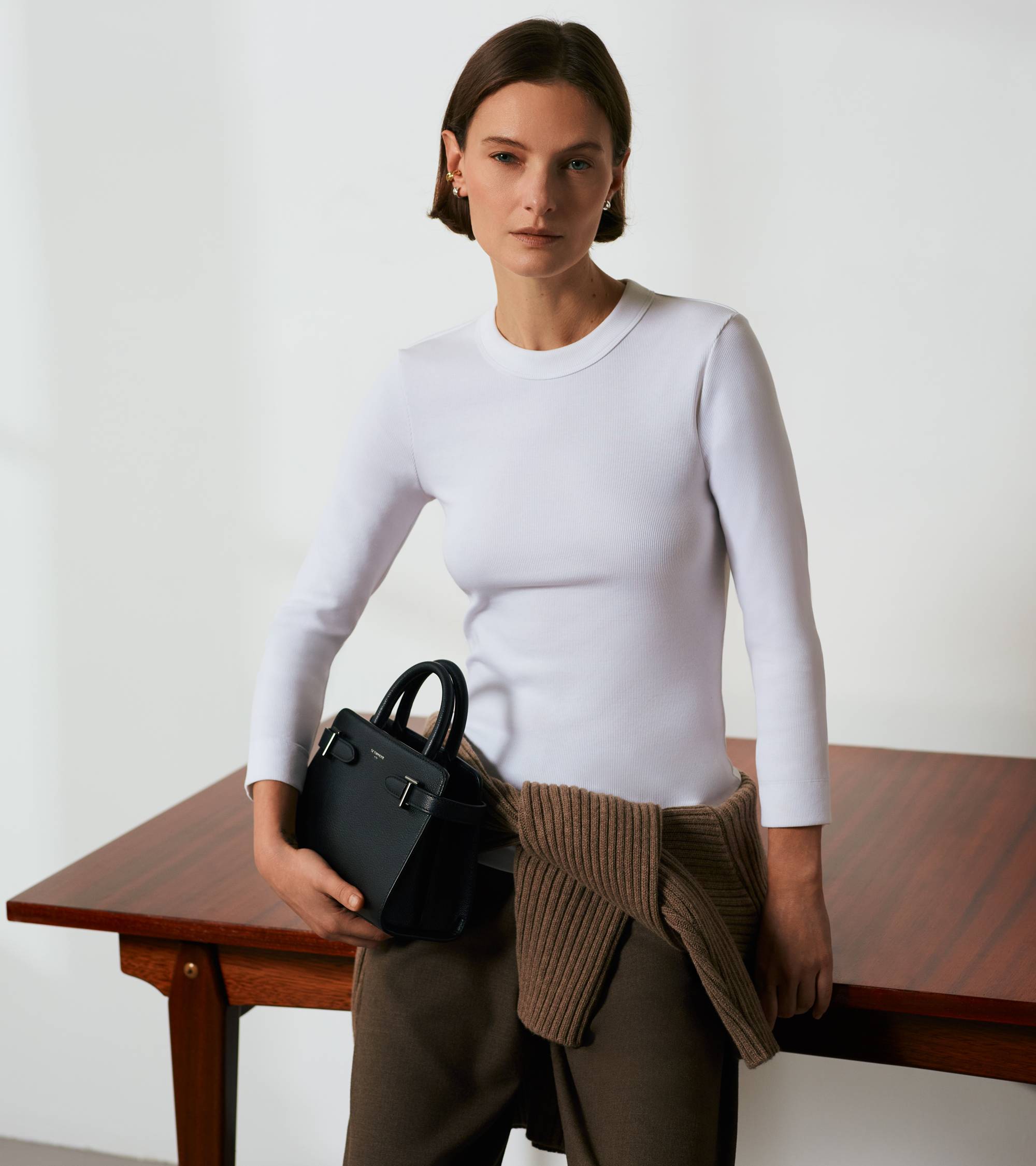 Emilie small handbag in grained leather