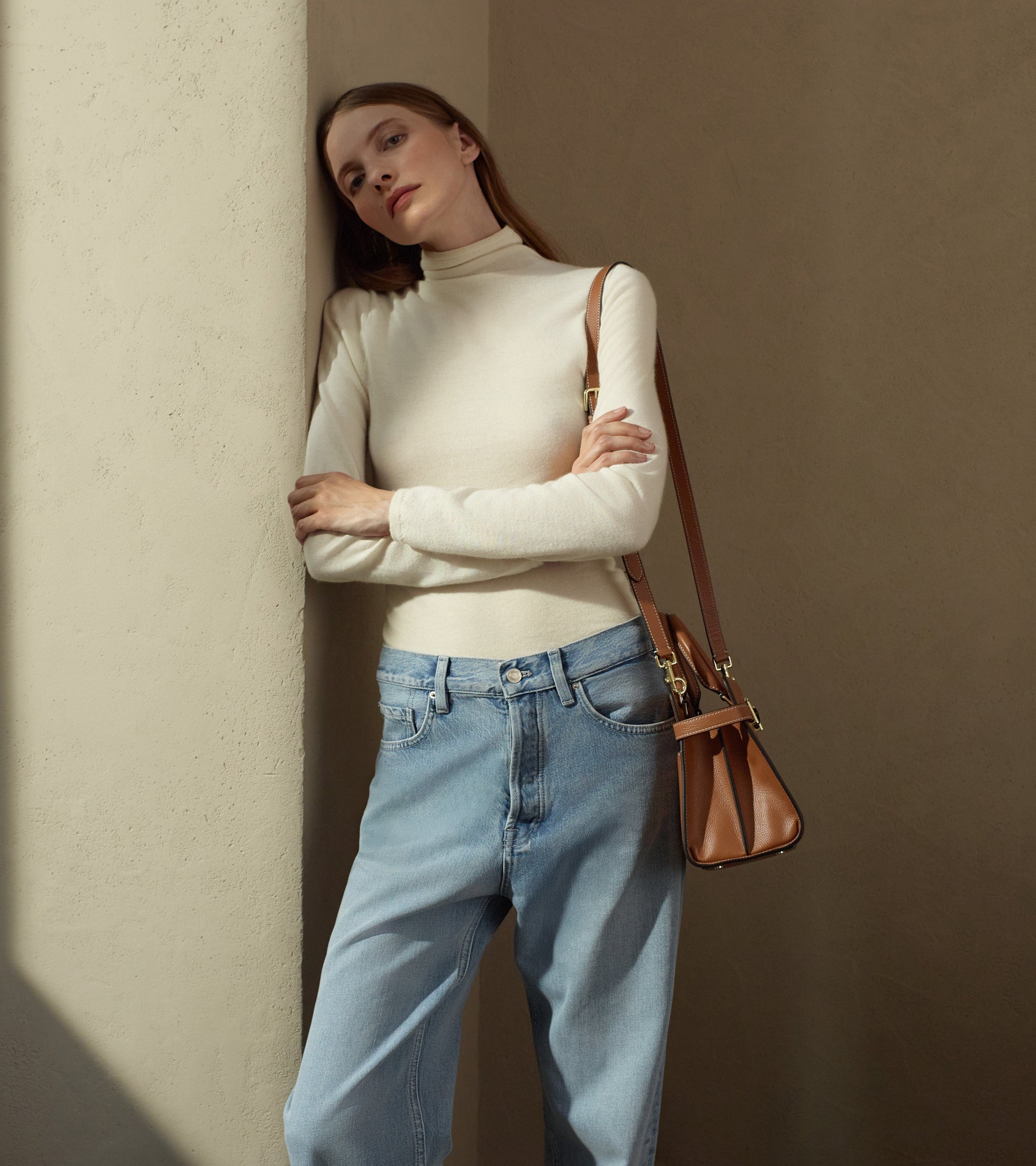 Emilie medium-sized handbag in grained leather