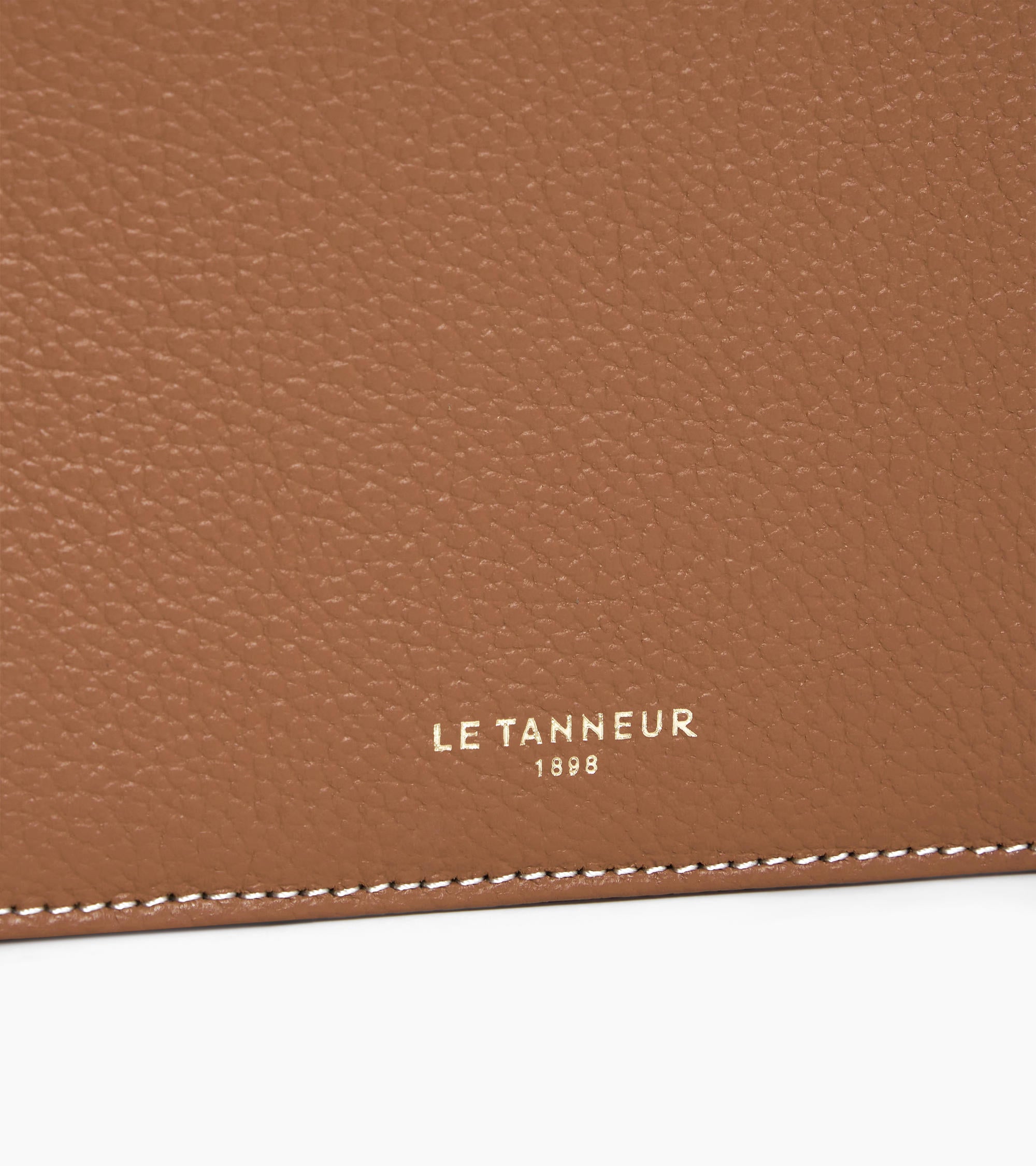 Emilie zipped card holder in grained leather