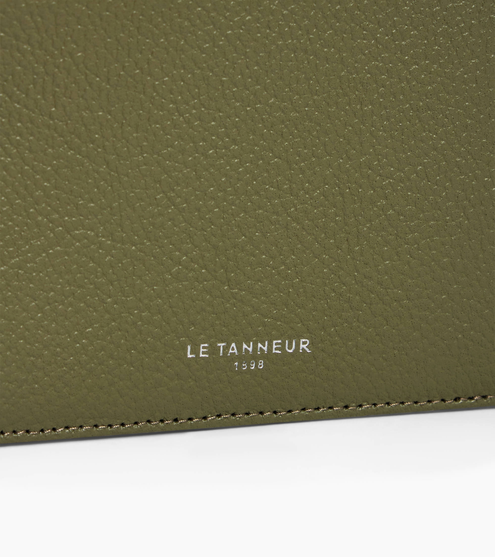 Emilie zipped card holder in grained leather