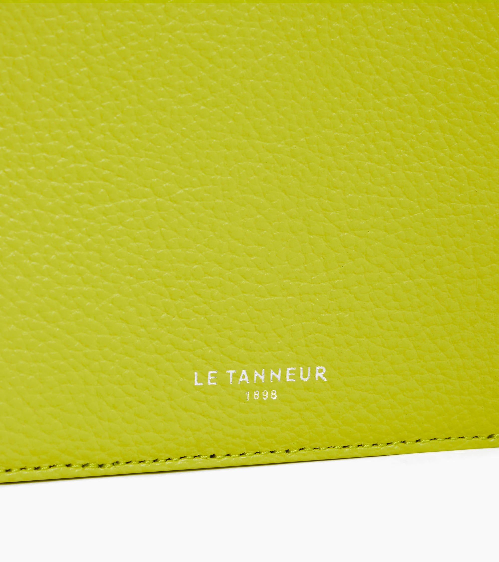 Emilie zipped card holder in grained leather