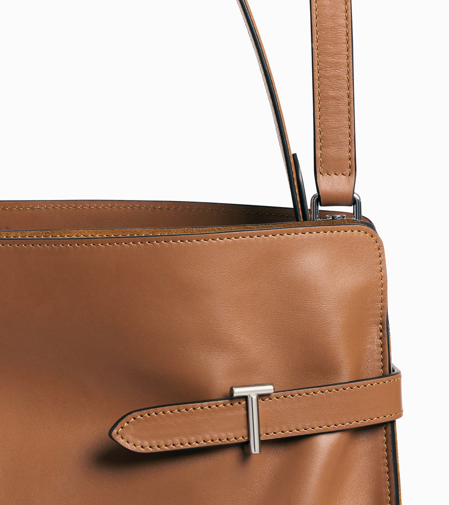 Emie maxi handbag in smooth leather and suede