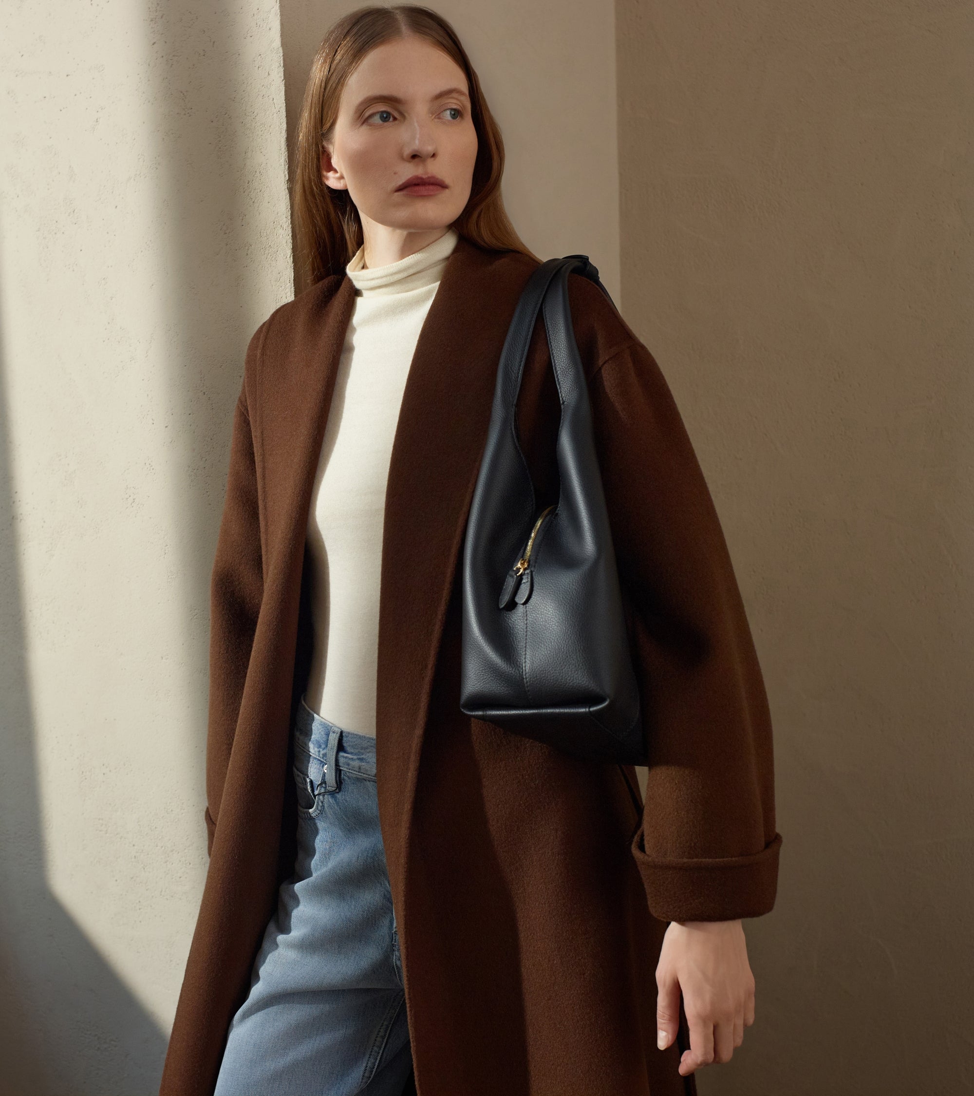 Juliette medium-sized shoulder bag in grained leather