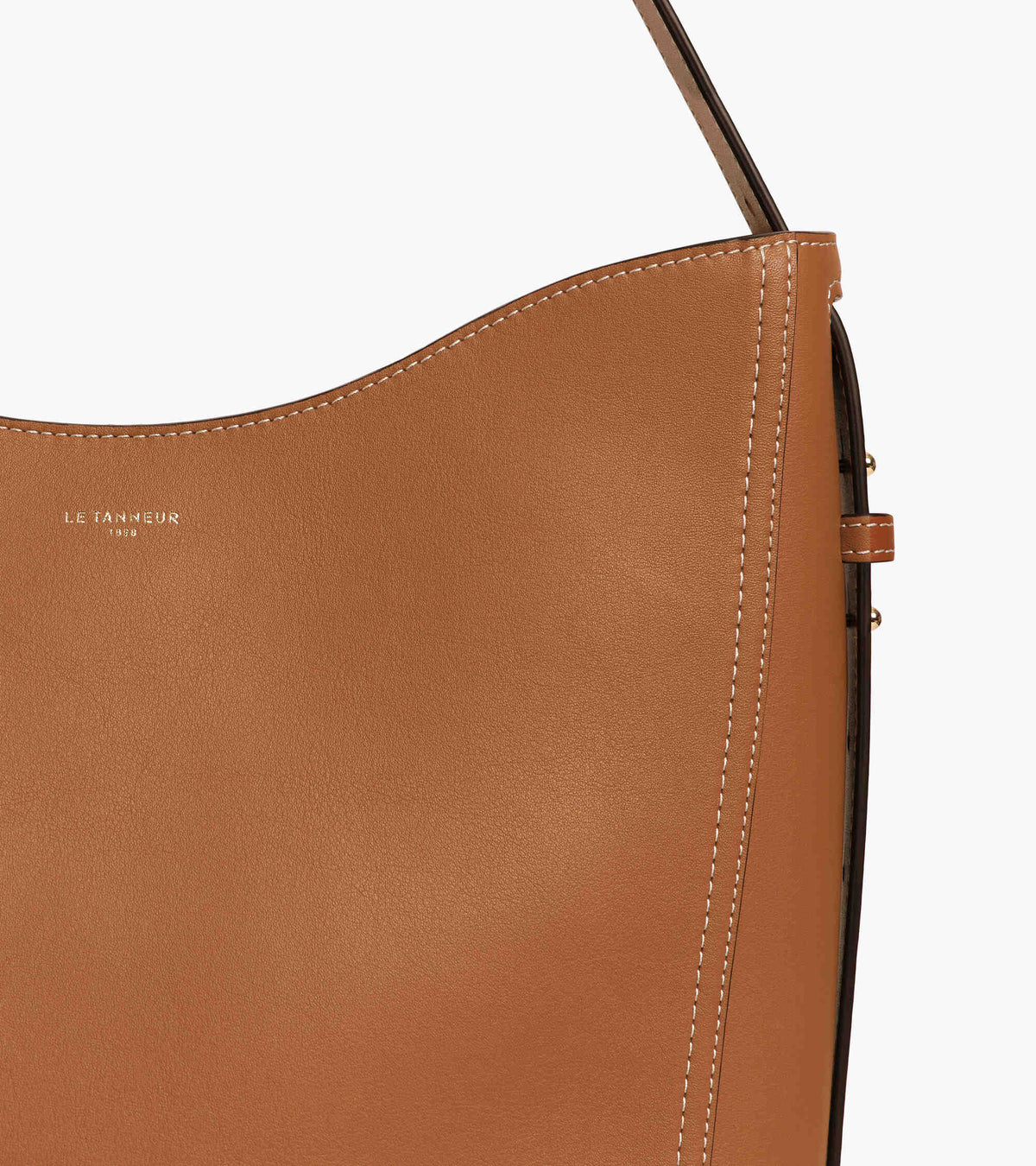 Céleste medium hobo bag in smooth leather