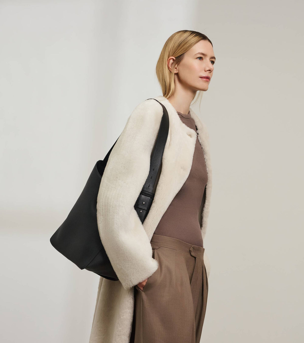 Céleste medium hobo bag in smooth leather