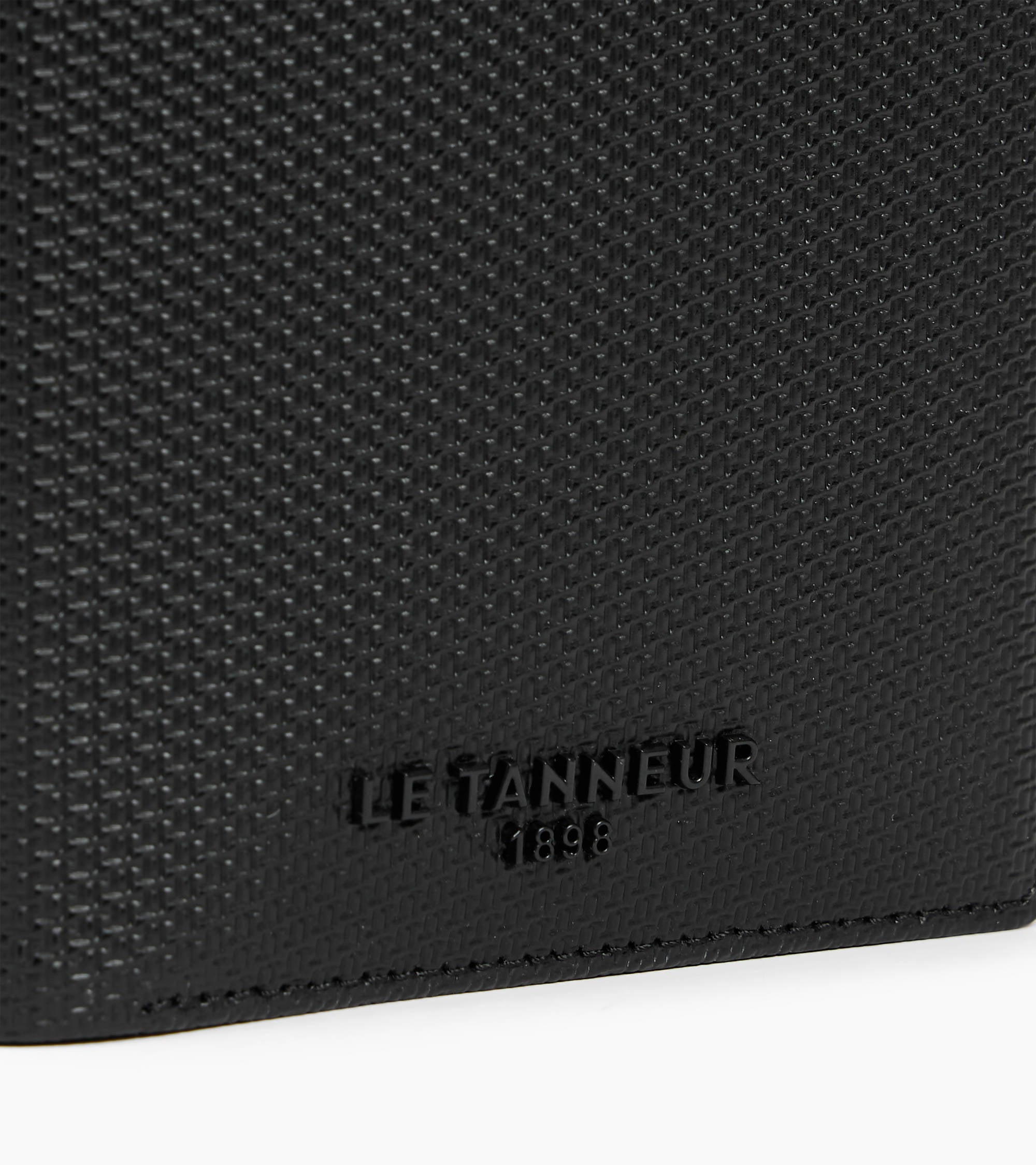 Emile vertical wallet in signature T leather