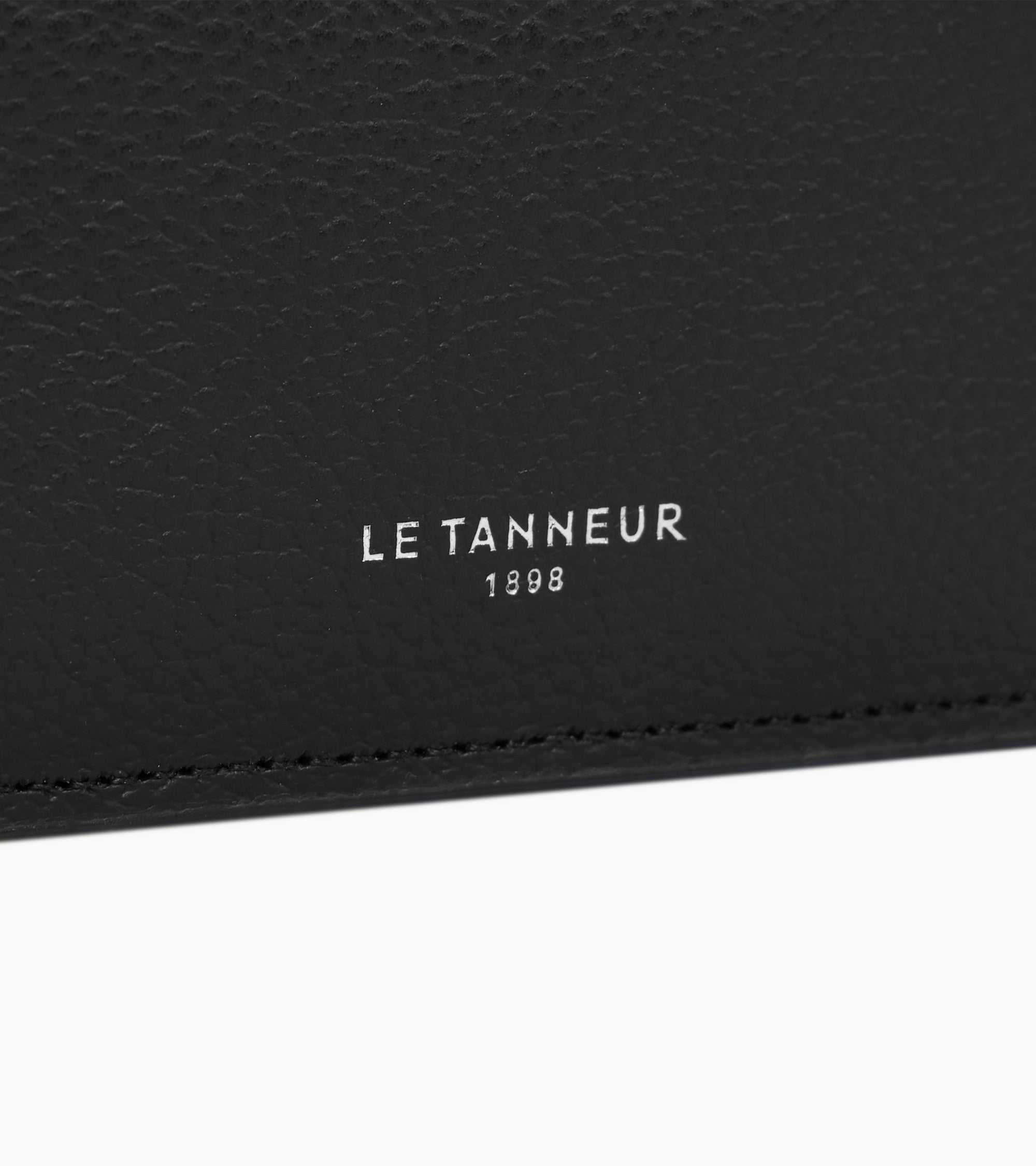 Emile card holder in grained leather