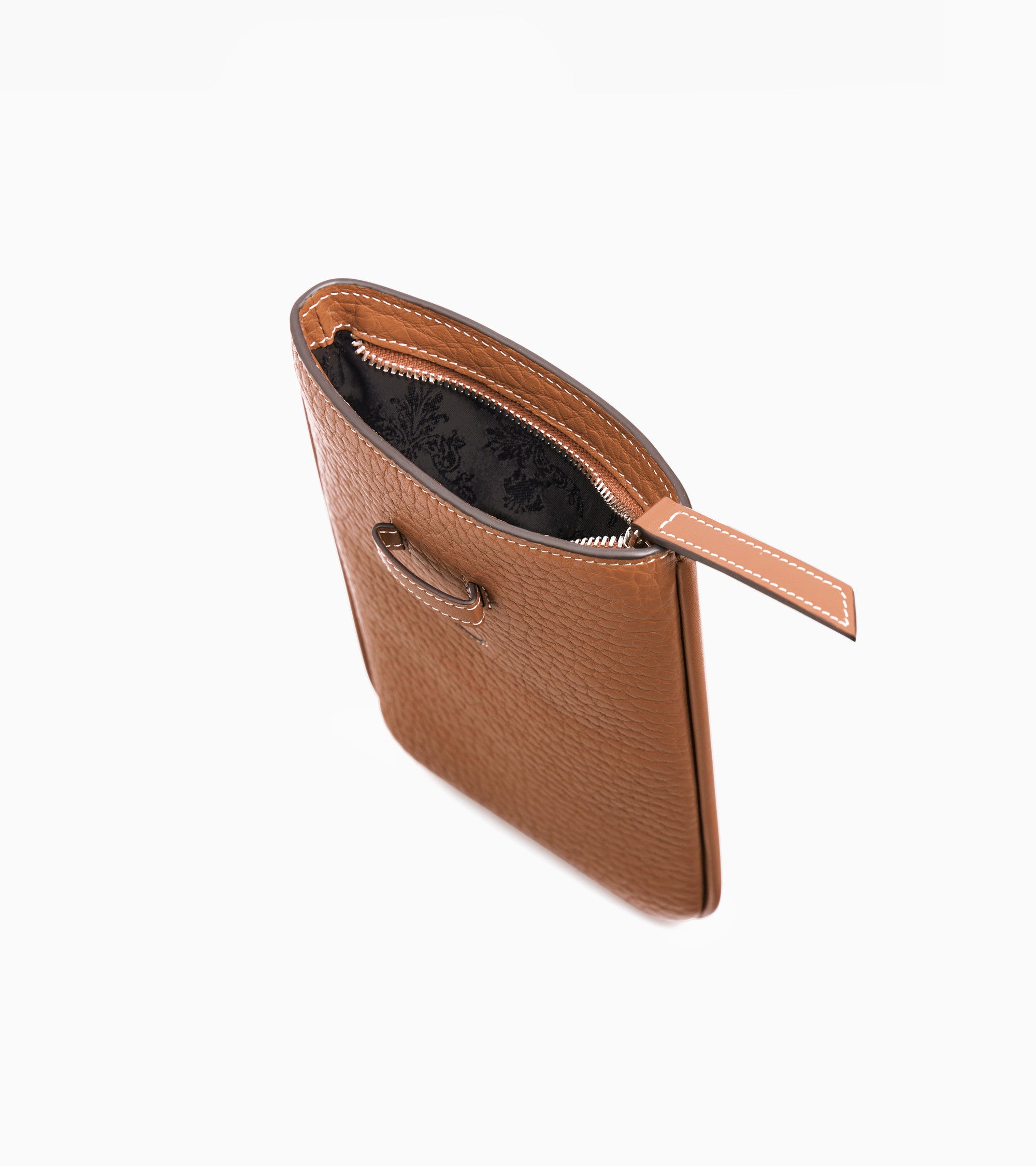 Noah phone case in smooth buffalo grain leather