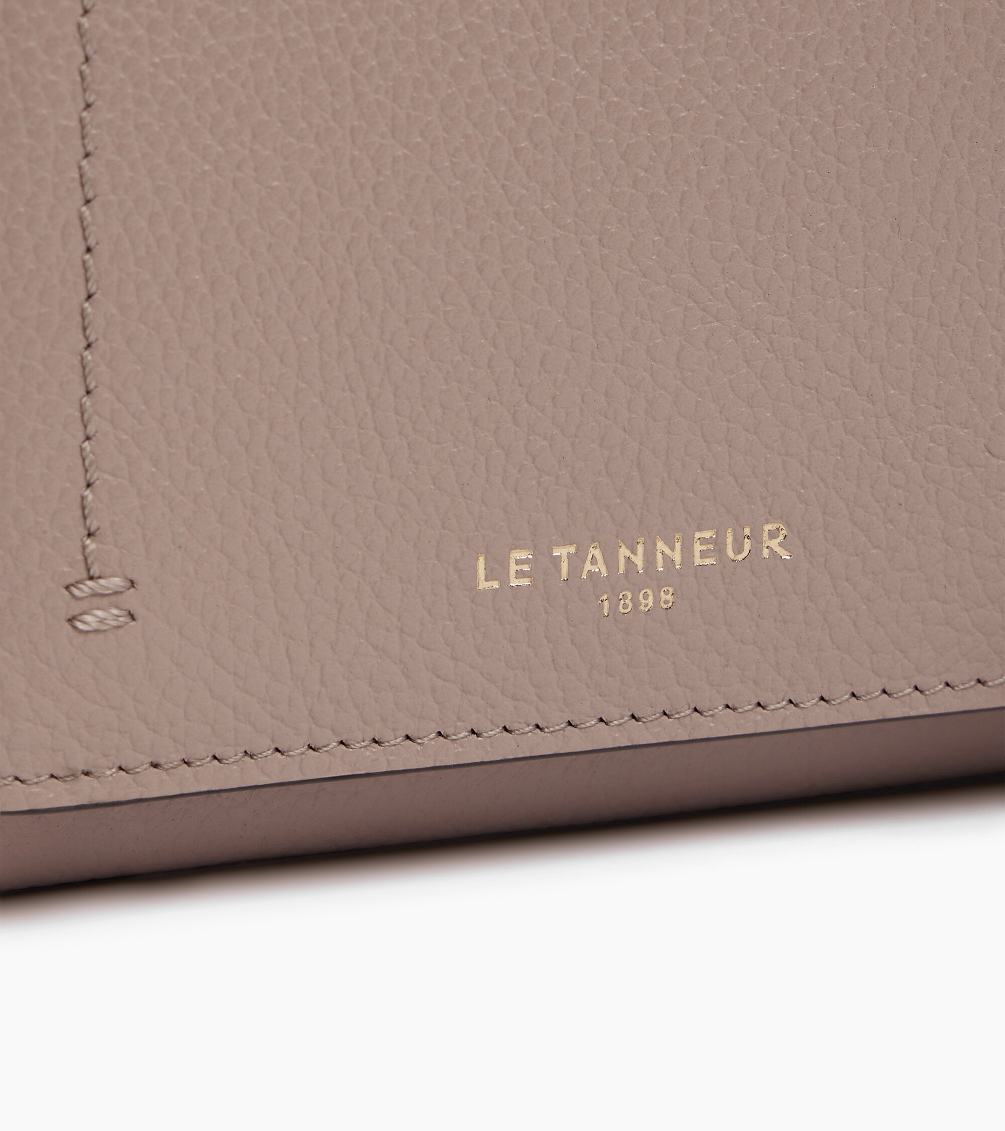 Louison small wallet with flap in grained leather