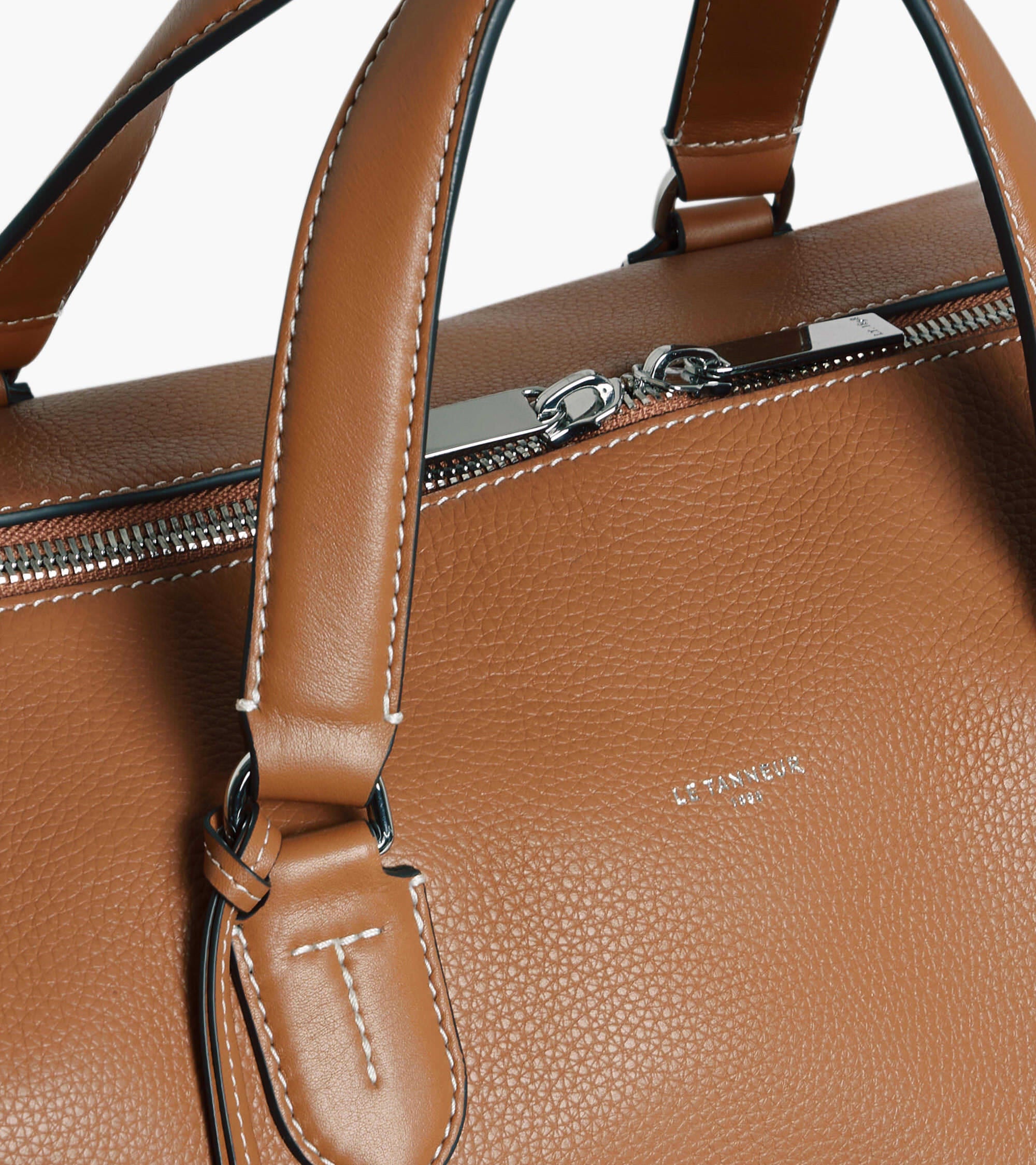 Romy 24h travel bag in grained and smooth leather