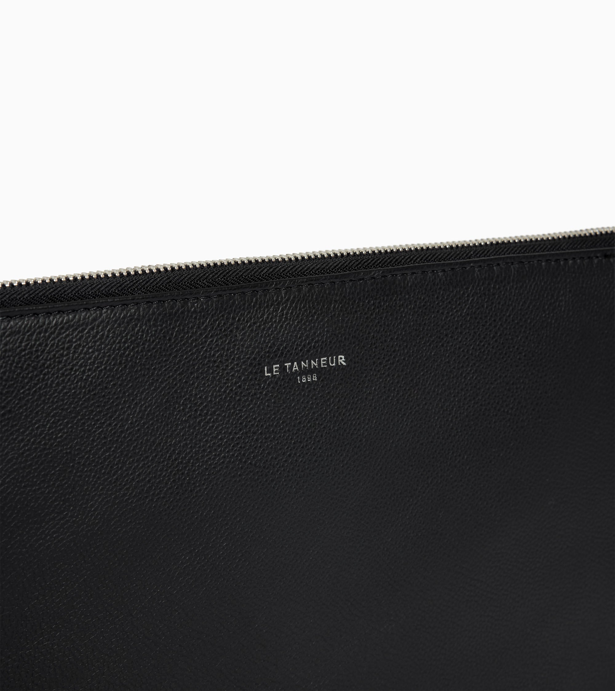 14" laptop sleeve in grained leather