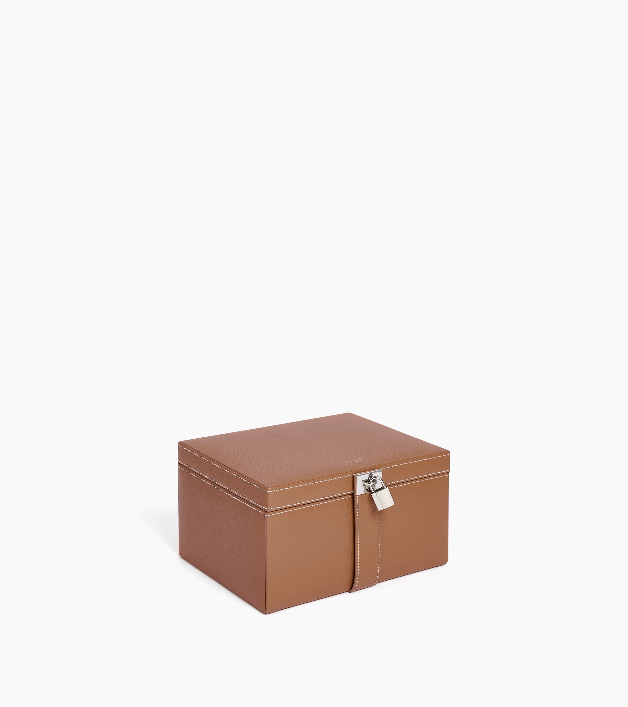 Large jewelry box in leather