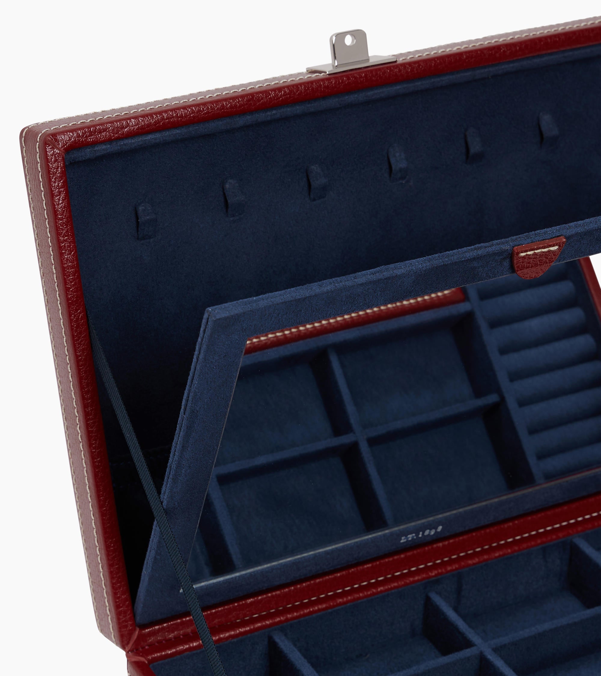 Large jewelry box in leather