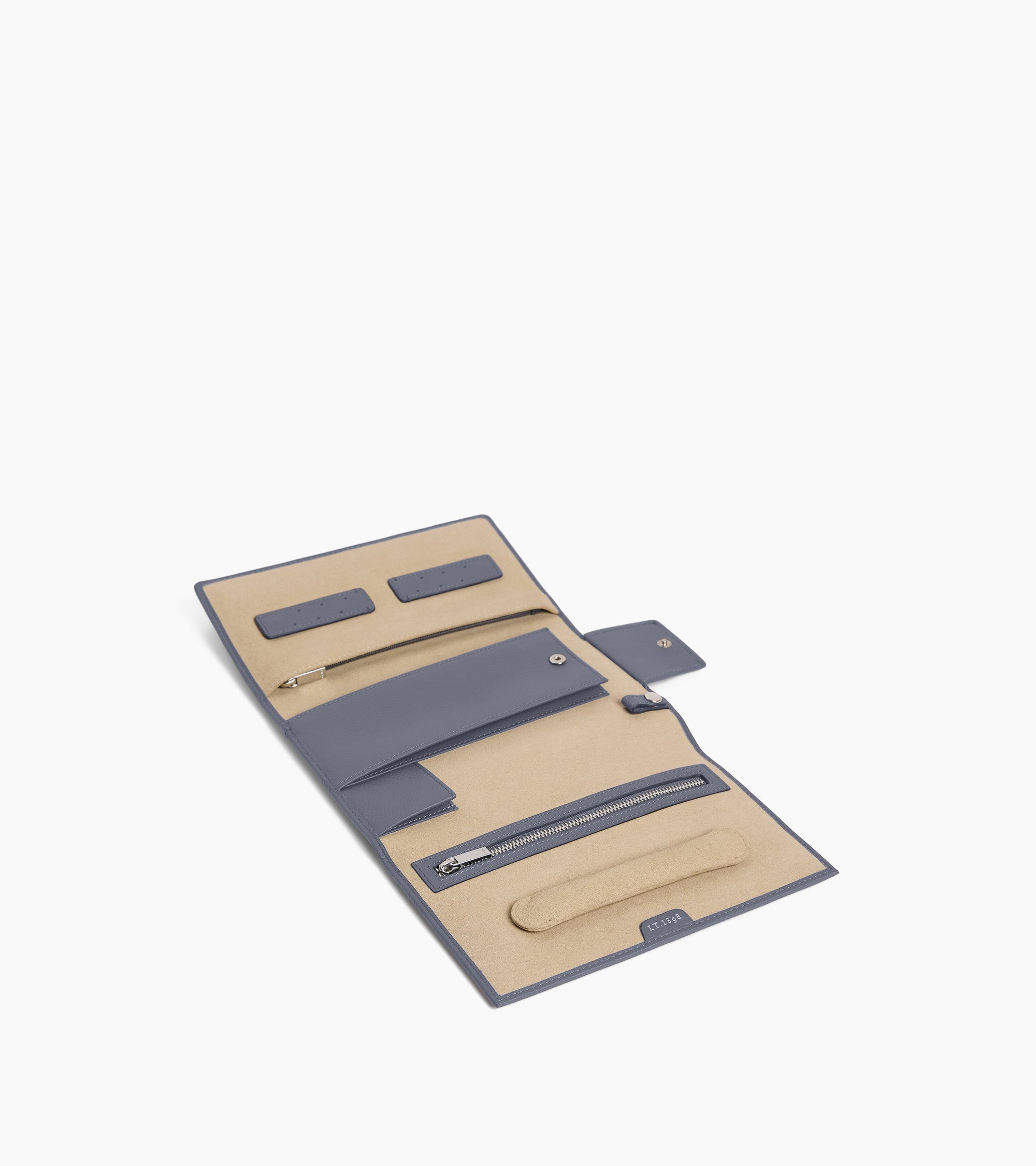 Travel jewellery box in grained leather