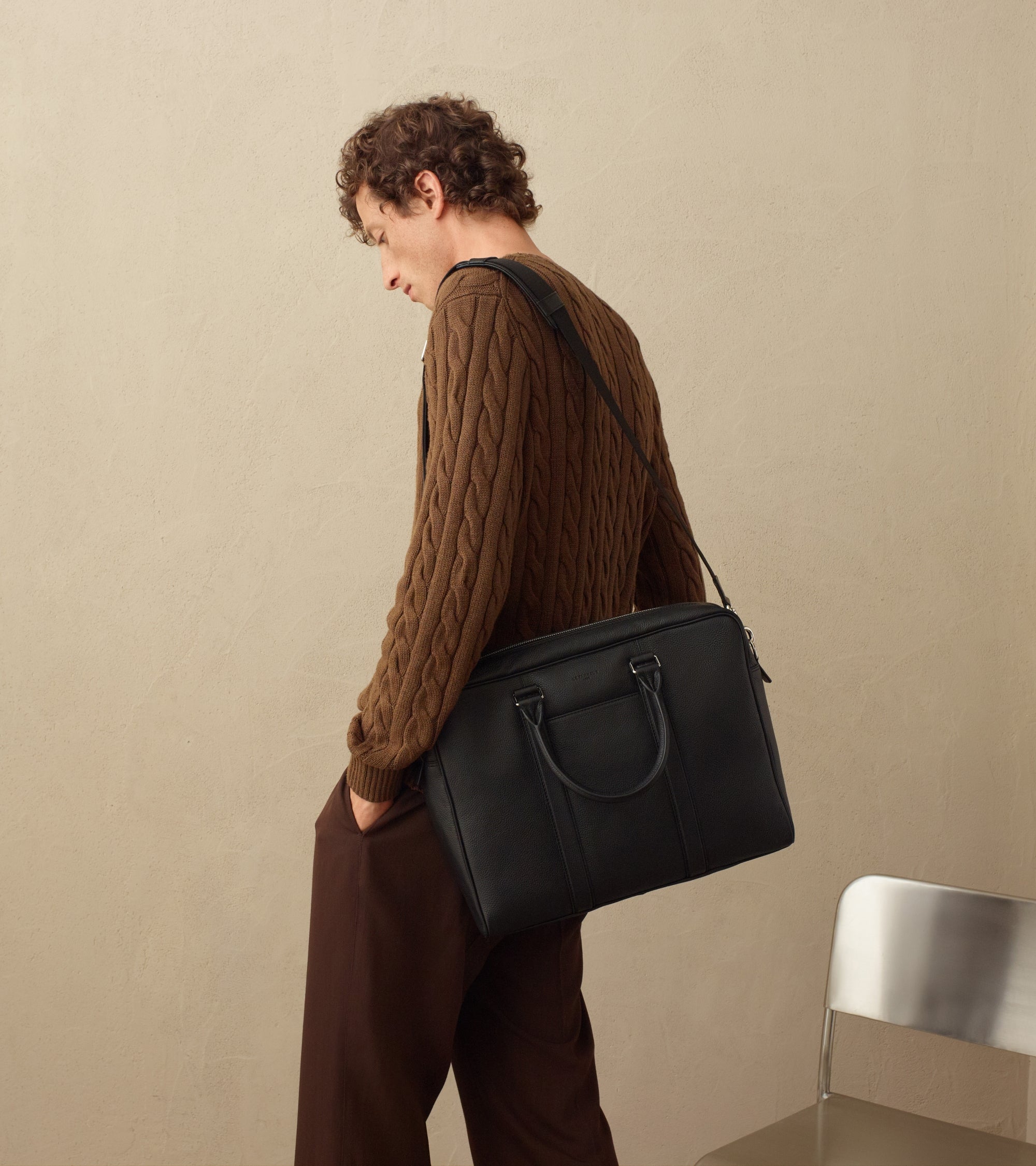 Charles 17" briefcase in grained leather medium size