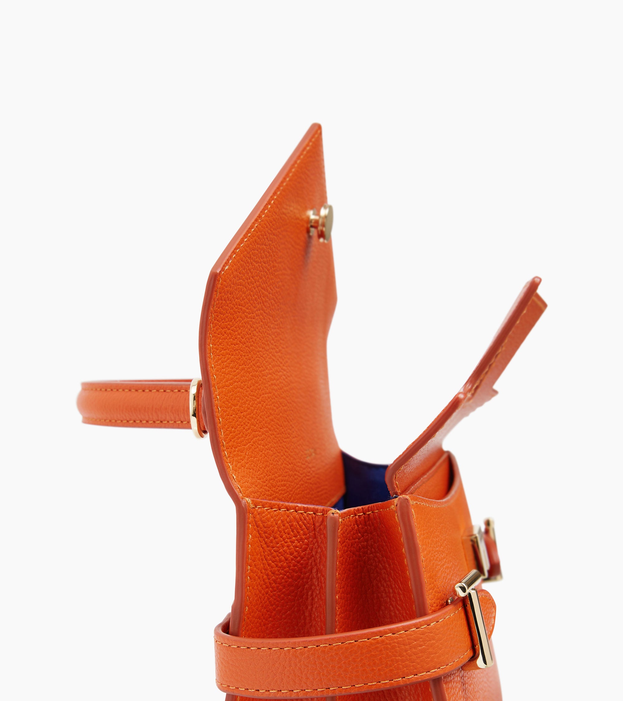 Emilie small handbag with double flap in grained leather