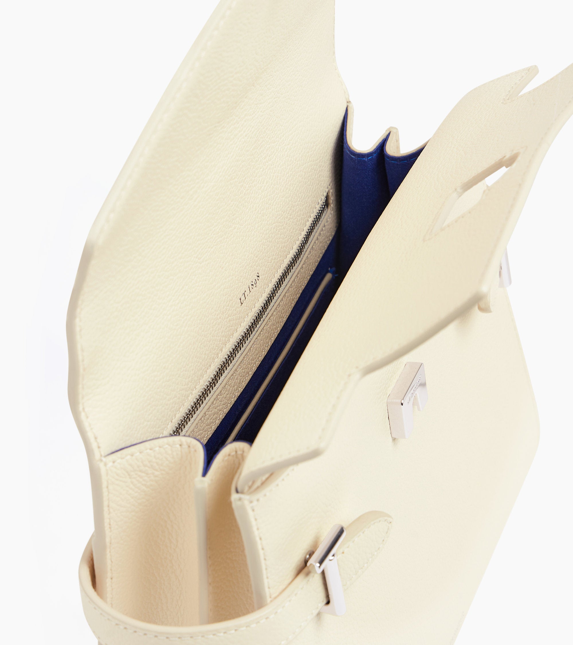 Emilie medium handbag with double flap in grained leather