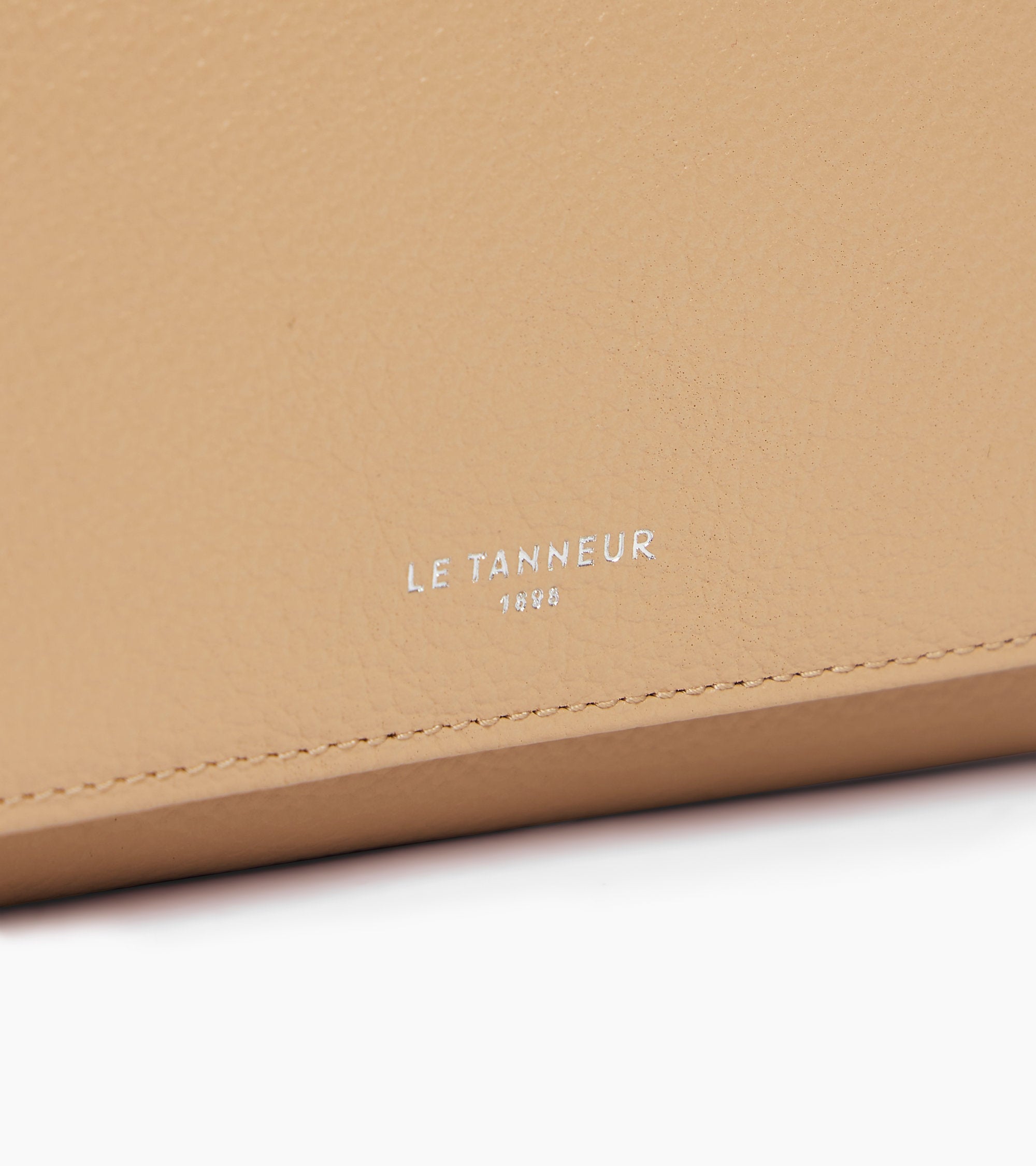 Emilie wallet in grained leather