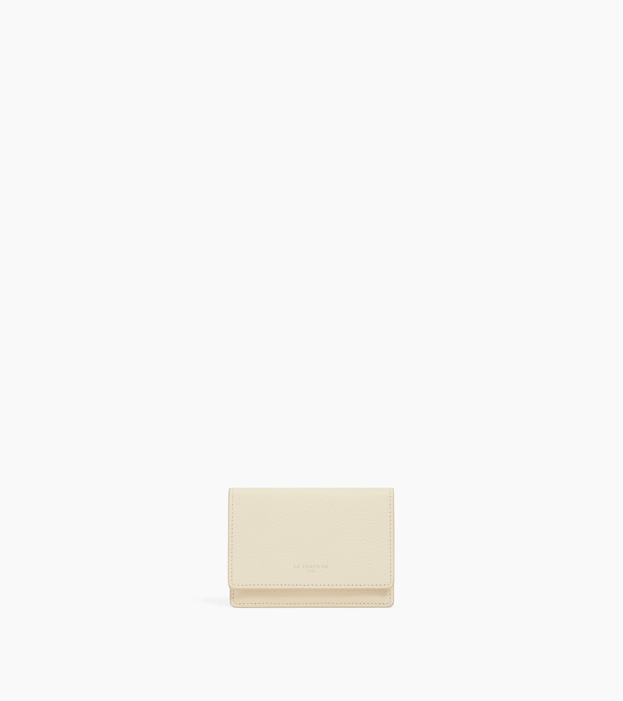 Emilie card holder in grained leather with flap