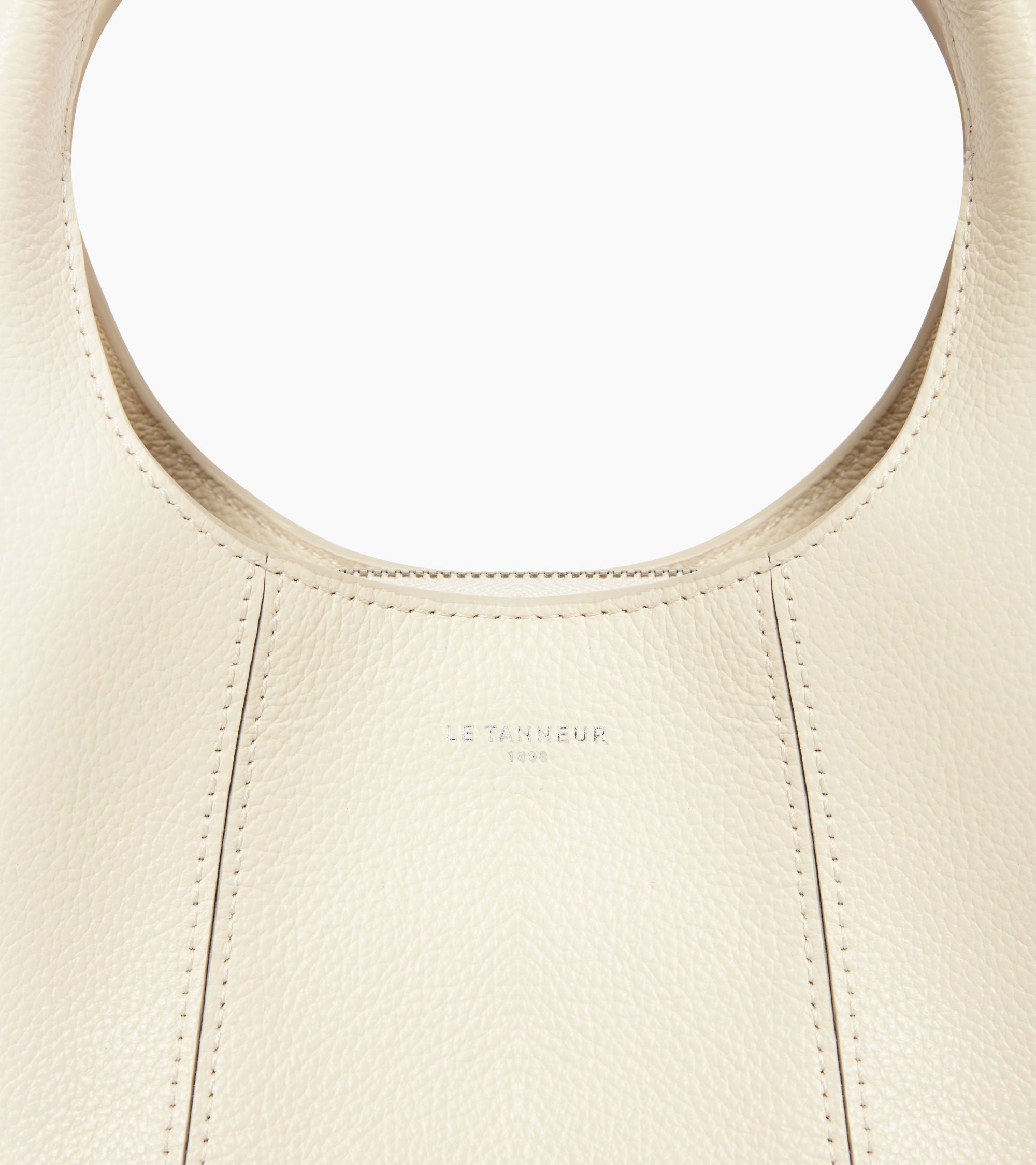 Juliette small handbag in grained leather