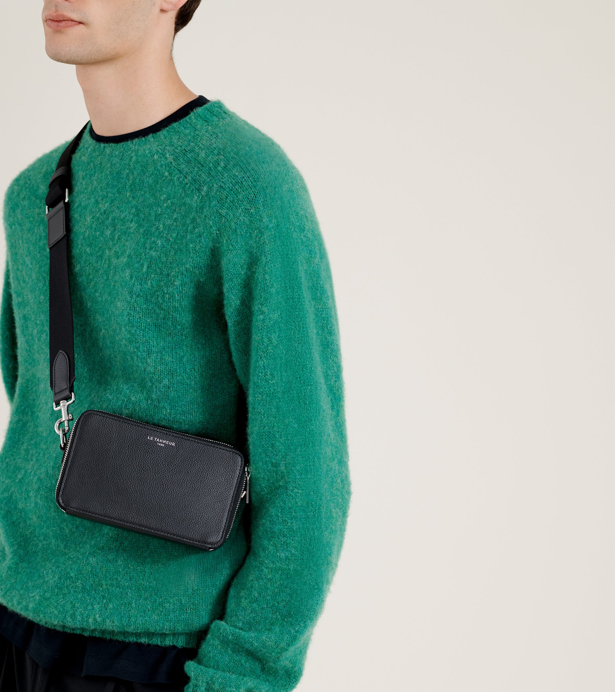 Emile small 2-compartment pouch in grained leather