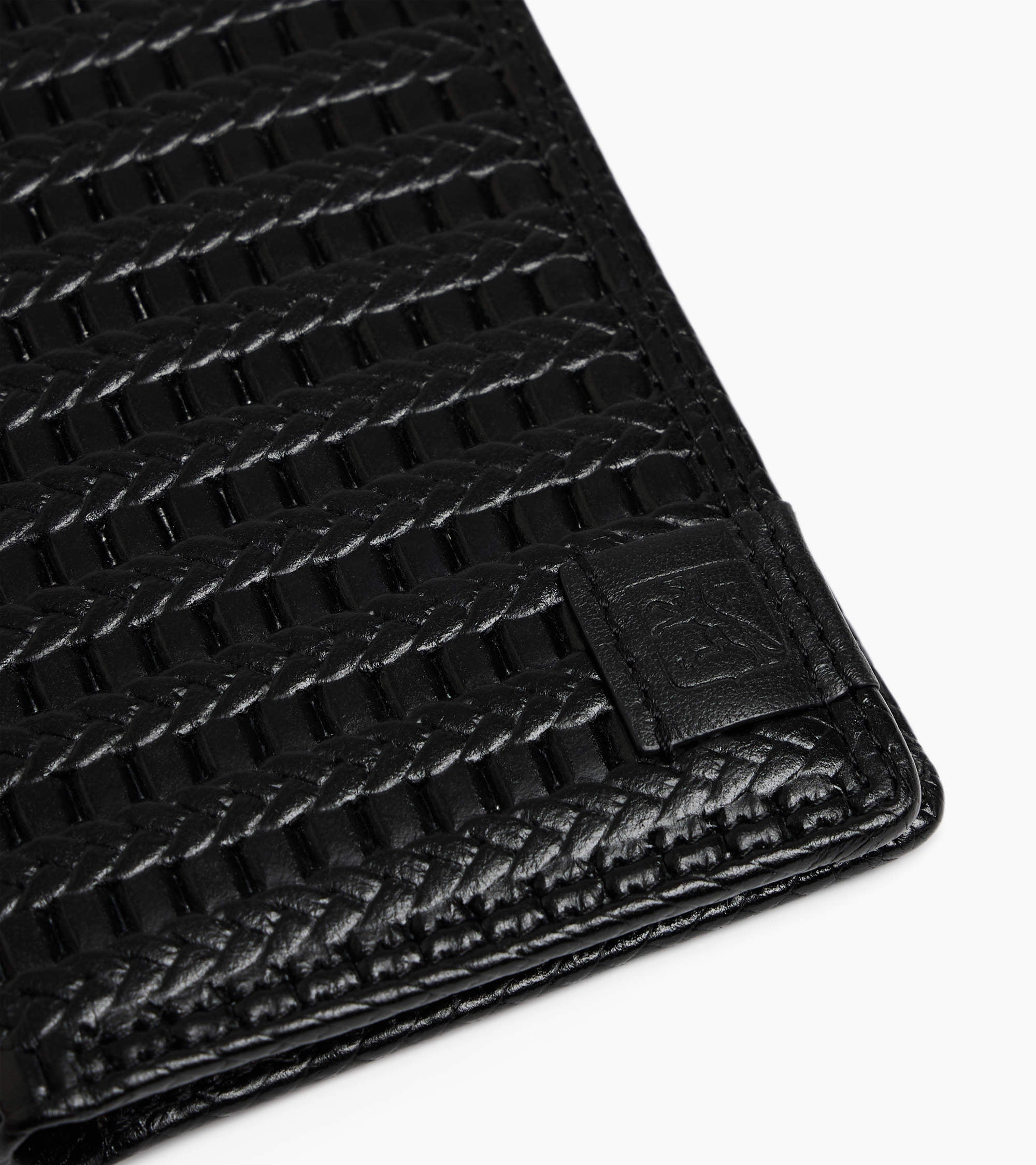 Martin vertical card holder in embossed and smooth leather