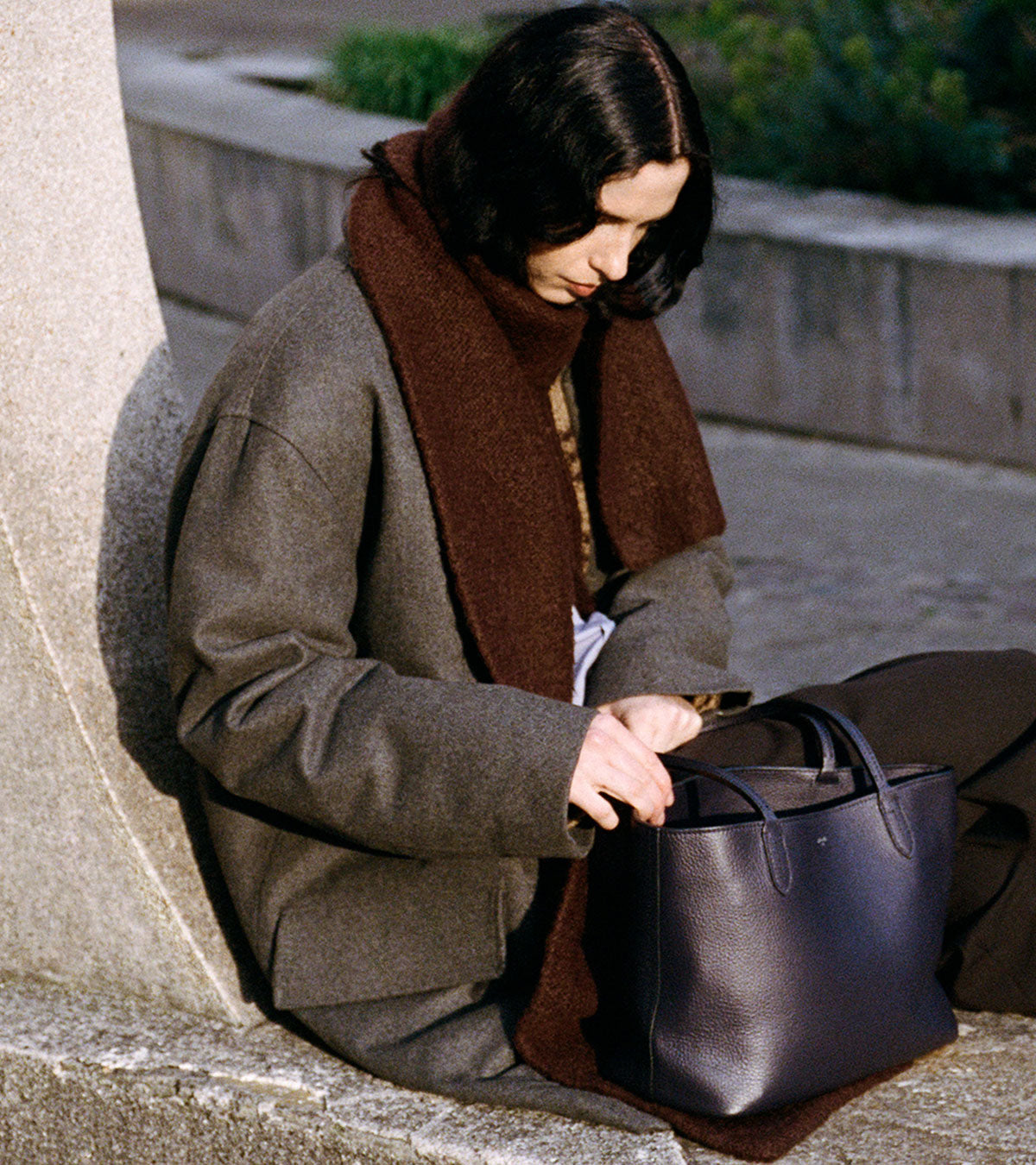 ルタヌア 直営店! Le Tanneur Louise Cabas Tote Large Bag Louise large tote in grained leather